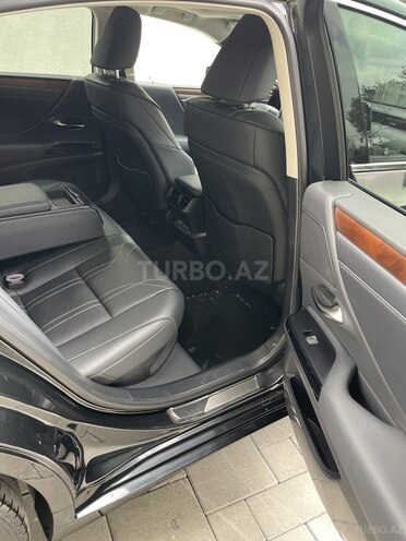 Lexus ES 300h 2023, 36,500 km - 2.5 л - Babək