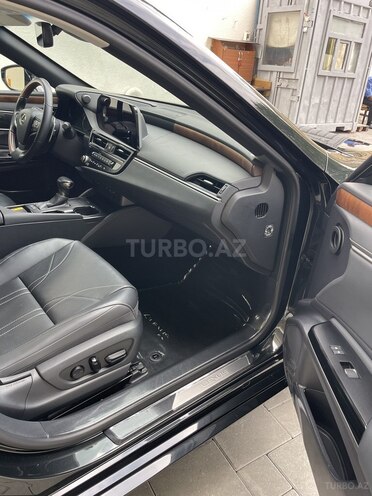 Lexus ES 300h 2023, 36,500 km - 2.5 л - Babək
