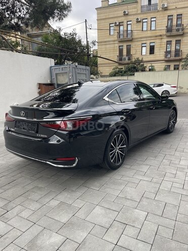 Lexus ES 300h 2023, 36,500 km - 2.5 л - Babək