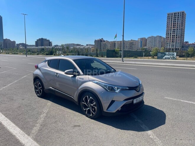 Toyota C-HR 2019, 54,000 km - 1.8 l - Bakı