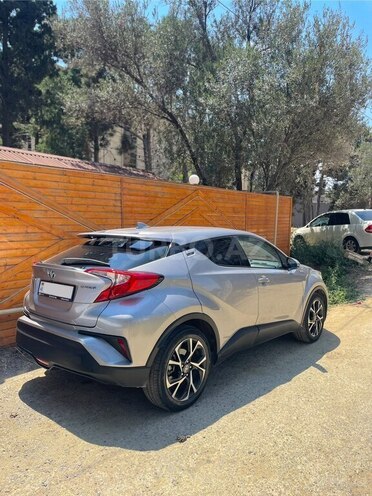 Toyota C-HR 2019, 54,000 km - 1.8 l - Bakı