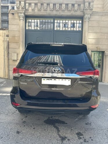 Toyota Fortuner 2018, 235,000 km - 2.7 l - Bakı