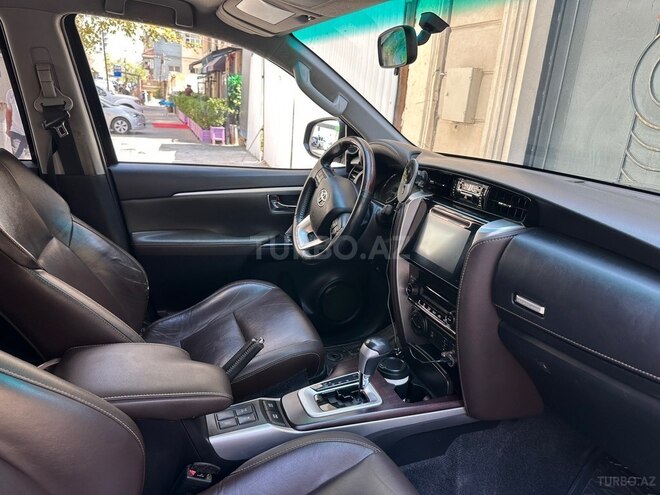 Toyota Fortuner 2018, 235,000 km - 2.7 l - Bakı