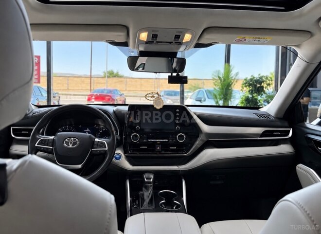 Toyota Highlander 2023, 69,800 km - 2.5 l - Bakı