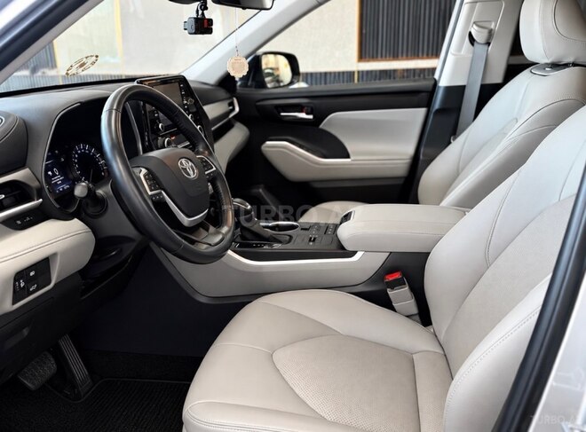 Toyota Highlander 2023, 69,800 km - 2.5 l - Bakı