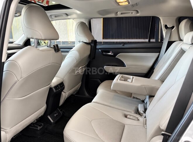 Toyota Highlander 2023, 69,800 km - 2.5 l - Bakı