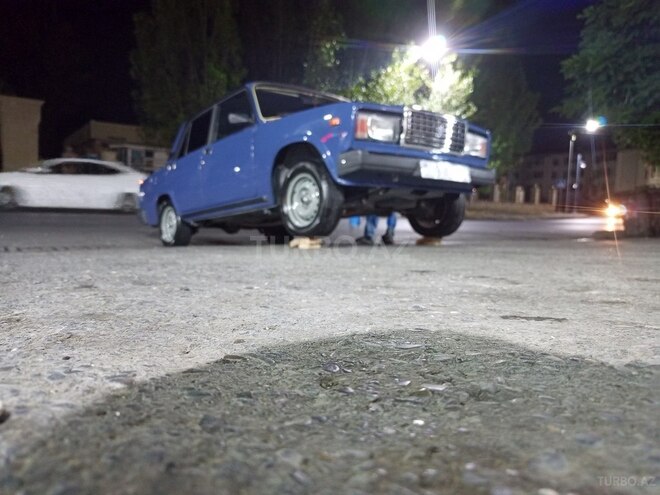 LADA (VAZ) 2107 2004, 75,000 km - 1.7 l - Göyçay