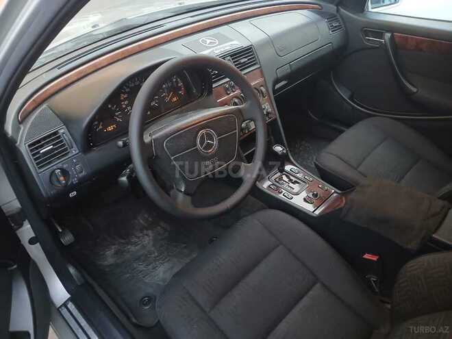 Mercedes C 220 1999, 235,297 km - 2.2 л - Bakı