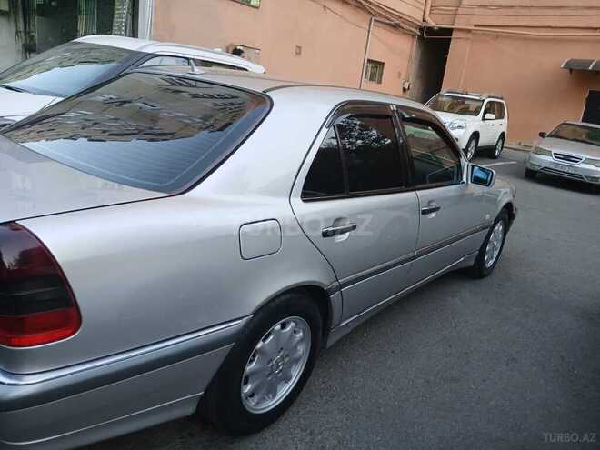 Mercedes C 220 1999, 235,297 km - 2.2 л - Bakı