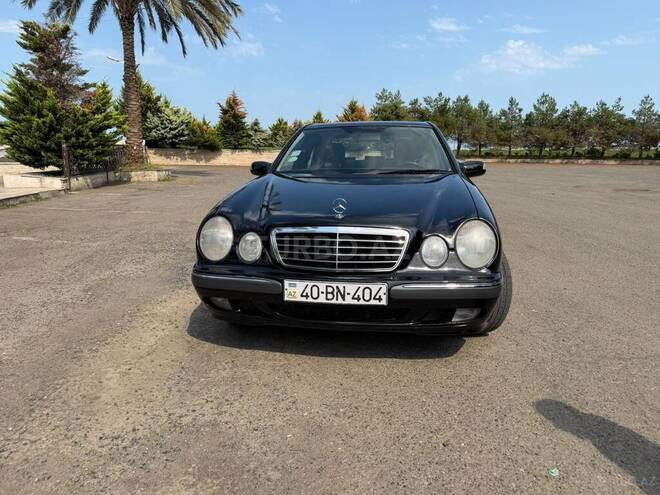 Mercedes E 240 2000, 406,221 km - 2.4 l - Astara