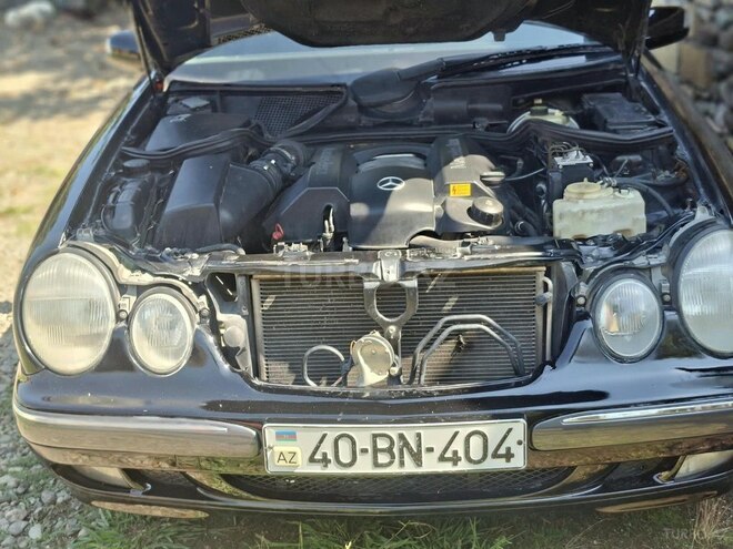 Mercedes E 240 2000, 406,221 km - 2.4 l - Astara