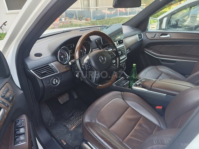 Mercedes GL 500 4MATIC 2014, 141,000 km - 4.7 l - Bakı