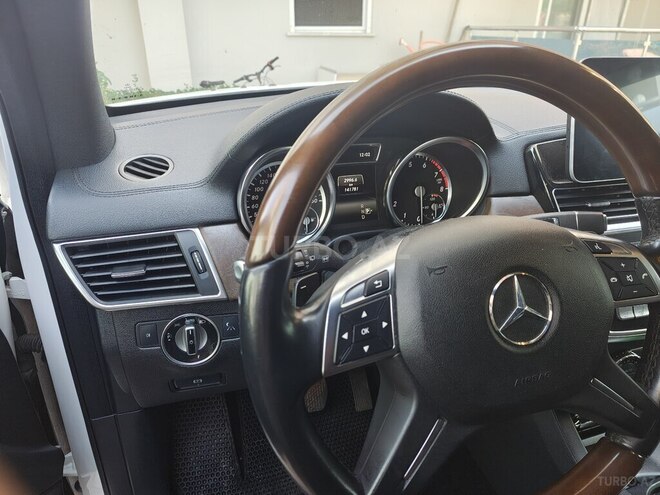 Mercedes GL 500 4MATIC 2014, 141,000 km - 4.7 l - Bakı