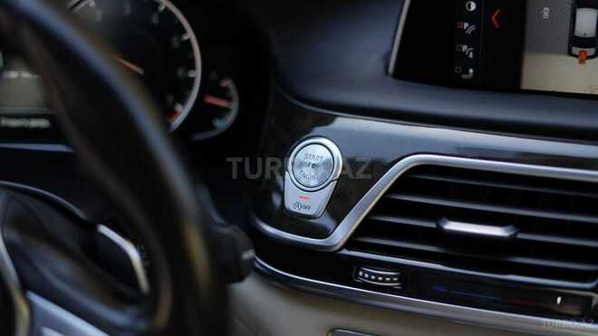 BMW 740 2016, 173,000 km - 3.0 l - Bakı