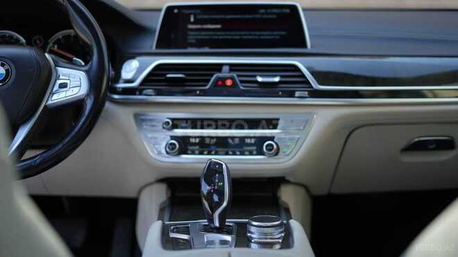 BMW 740 2016, 173,000 km - 3.0 l - Bakı