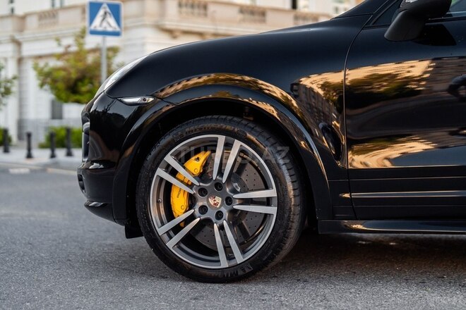 Porsche Cayenne Turbo 2012, 210,000 km - 4.8 l - Bakı