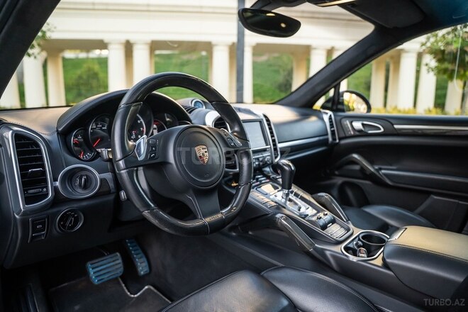 Porsche Cayenne Turbo 2012, 210,000 km - 4.8 l - Bakı
