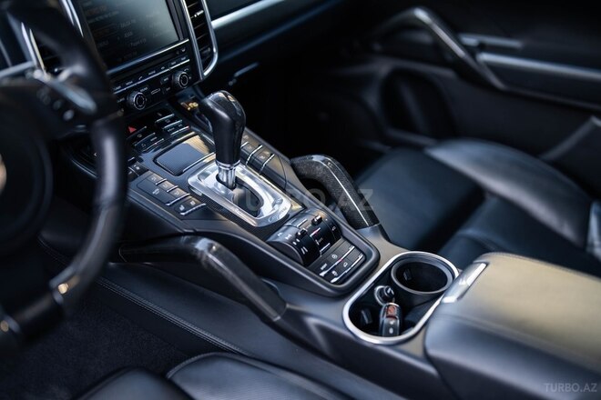 Porsche Cayenne Turbo 2012, 210,000 km - 4.8 l - Bakı