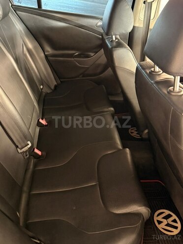 Volkswagen Passat 2006, 377,000 km - 2.0 l - Bakı