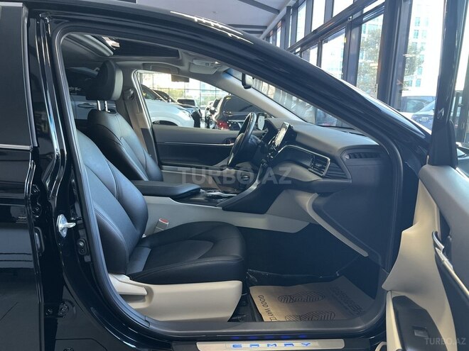 Toyota Camry 2023, 100,000 km - 2.5 l - Bakı