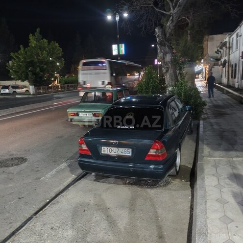 Mercedes C 180 1996, 200,000 km - 1.8 л - Qazax