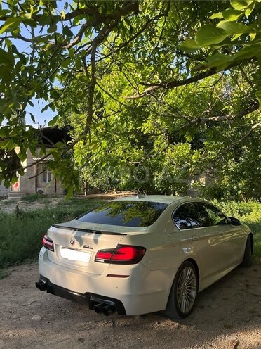 BMW 528 2016, 255,000 km - 2.0 л - Naxçıvan