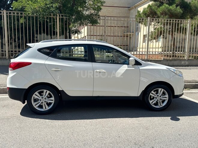 Hyundai ix35 2012, 113,000 km - 2.0 l - Bakı