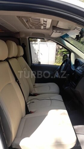 Mercedes  2007, 241,607 km - 2.1 l - Bakı