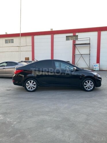 Hyundai Accent 2012, 238,342 km - 1.6 l - Bakı