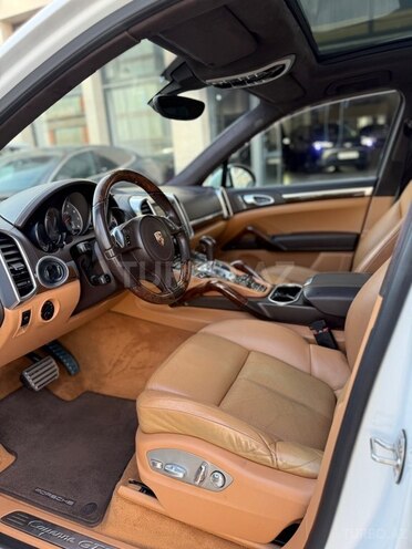 Porsche Cayenne GTS 2013, 178,000 km - 4.8 l - Bakı