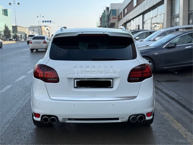 Porsche Cayenne GTS 2013, 178,000 km - 4.8 l - Bakı