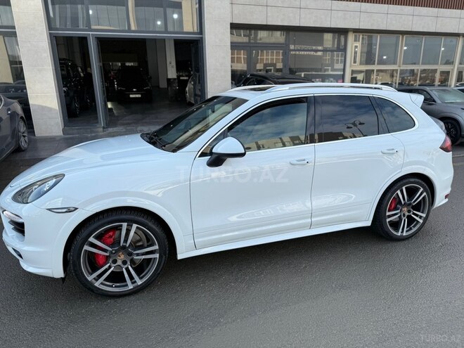 Porsche Cayenne GTS 2013, 178,000 km - 4.8 l - Bakı