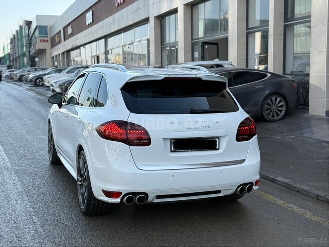 Porsche Cayenne GTS 2013, 178,000 km - 4.8 l - Bakı