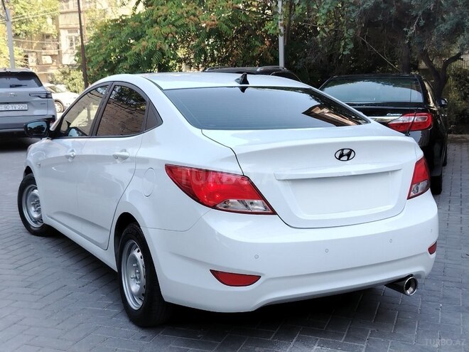 Hyundai Accent 2015, 151,000 km - 1.6 l - Bakı