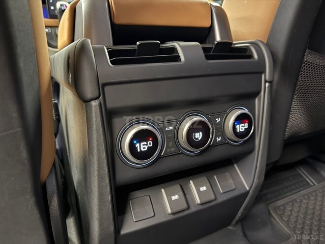 Land Rover Defender 2023, 10,000 km - 2.0 l - Bakı