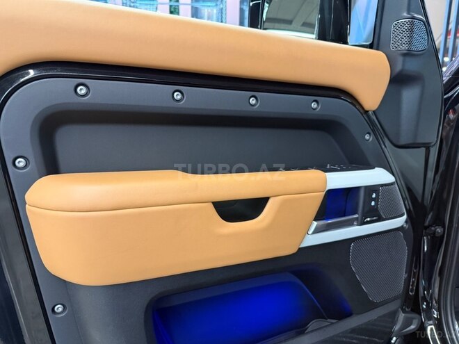 Land Rover Defender 2023, 10,000 km - 2.0 l - Bakı