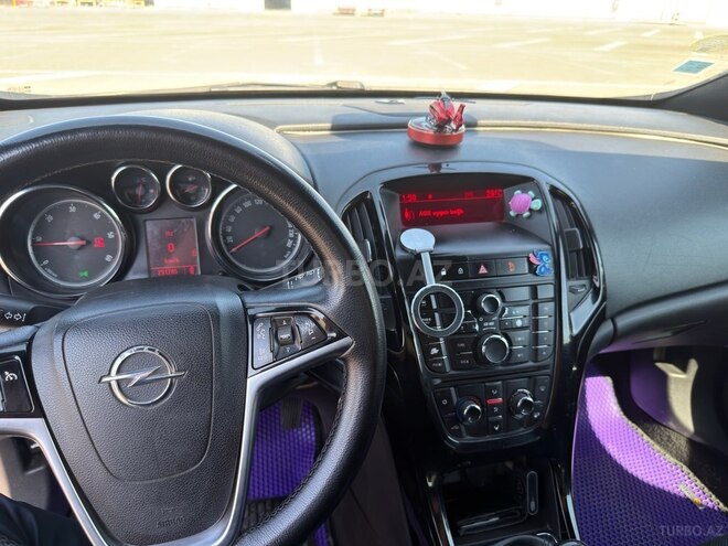 Opel Astra 2011, 298,000 km - 1.3 l - Gəncə