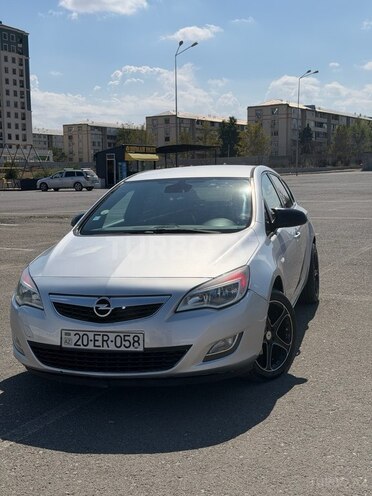 Opel Astra 2011, 298,000 km - 1.3 l - Gəncə