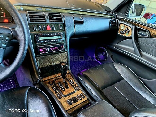 Mercedes E 280 4MATIC 2002, 563,914 km - 2.8 l - Ağcabədi