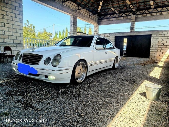 Mercedes E 280 4MATIC 2002, 563,914 km - 2.8 l - Ağcabədi