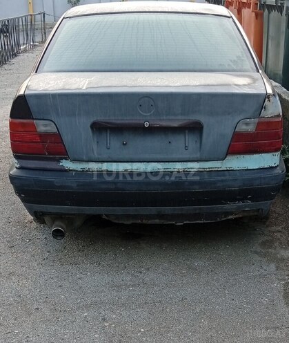 BMW 320 1995, 375,000 km - 2.0 л - Bakı