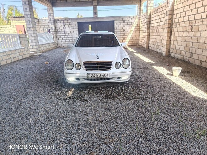 Mercedes E 280 4MATIC 2002, 563,914 km - 2.8 l - Ağcabədi