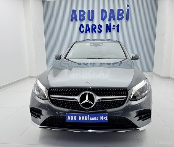 Mercedes GLC 300 4MATIC 2019, 100,600 km - 2.0 l - Bakı