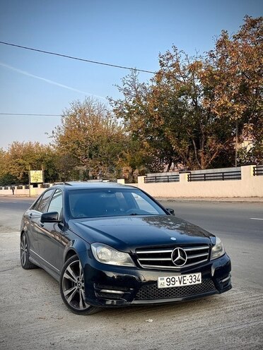 Mercedes C 250 2014, 260,000 km - 1.8 л - Bakı