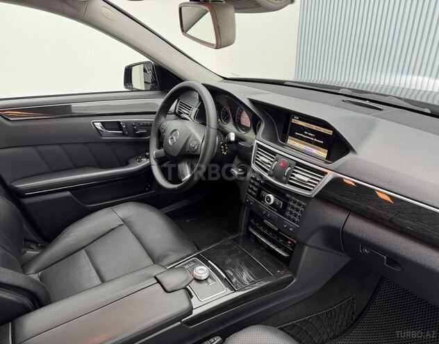 Mercedes E 300 2011, 311,000 km - 3.0 l - Bakı