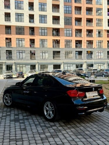 BMW  2014, 290,000 km - 2.0 l - Sumqayıt