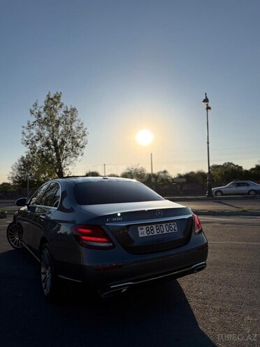 Mercedes E 300 2017, 120,000 km - 2.0 l - Bakı