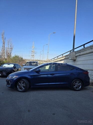 Hyundai Elantra 2018, 76,639 km - 2.0 л - Bakı