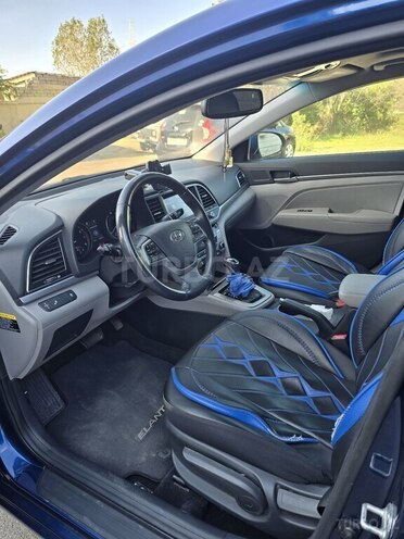 Hyundai Elantra 2018, 76,639 km - 2.0 л - Bakı
