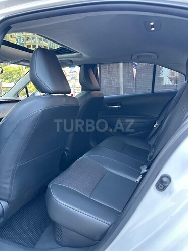 Toyota Corolla 2024, 102,400 km - 1.8 л - Bakı
